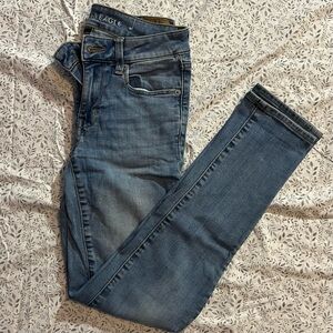 Women’s American Eagle Jeans